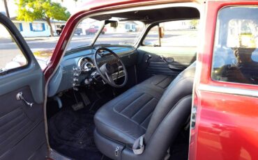 Oldsmobile-series-76-1949-red-8