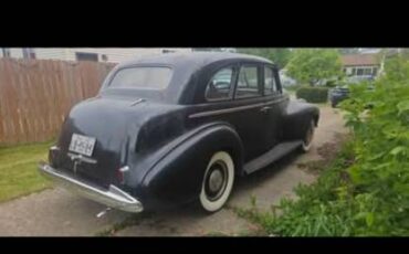 Oldsmobile-sixty-1940-black-3