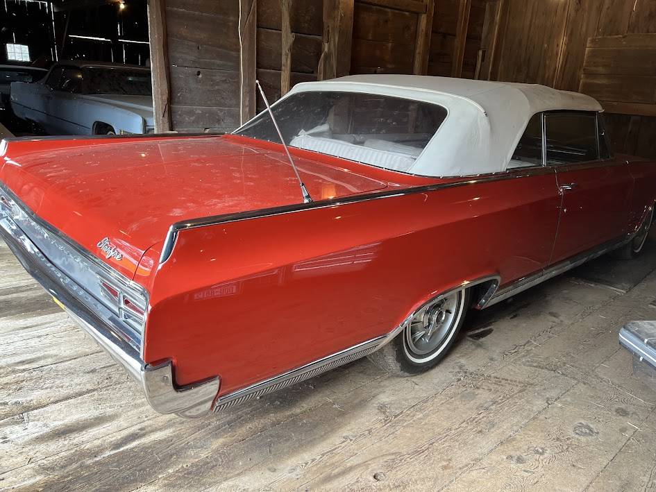 Oldsmobile-starfire-convertible-1964-red-17