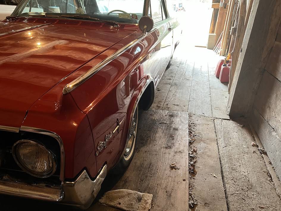 Oldsmobile-starfire-convertible-1964-red-19