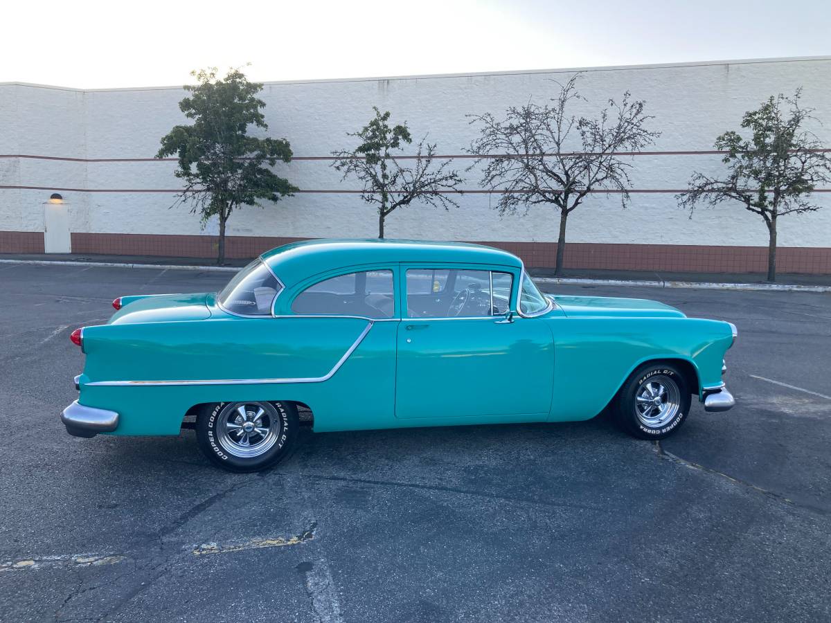 Oldsmobile-super-88-1954-1
