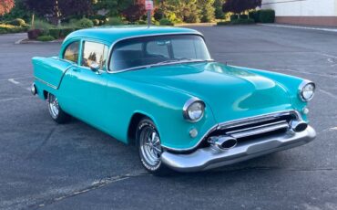 Oldsmobile-super-88-1954