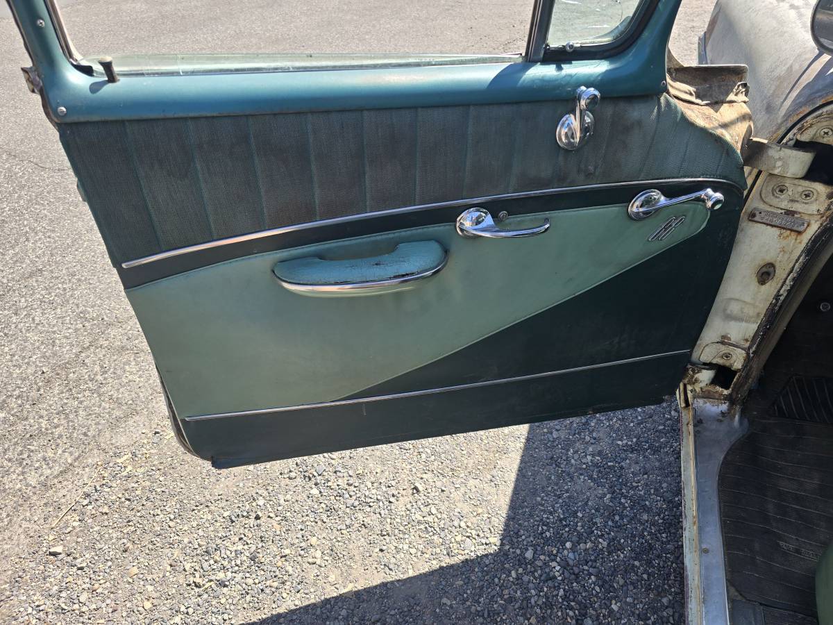 Oldsmobile-super-88-1954-green-13