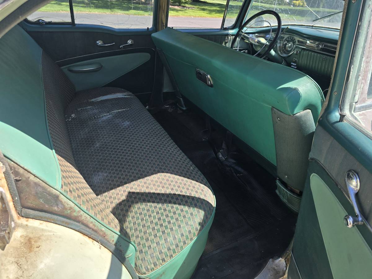 Oldsmobile-super-88-1954-green-17