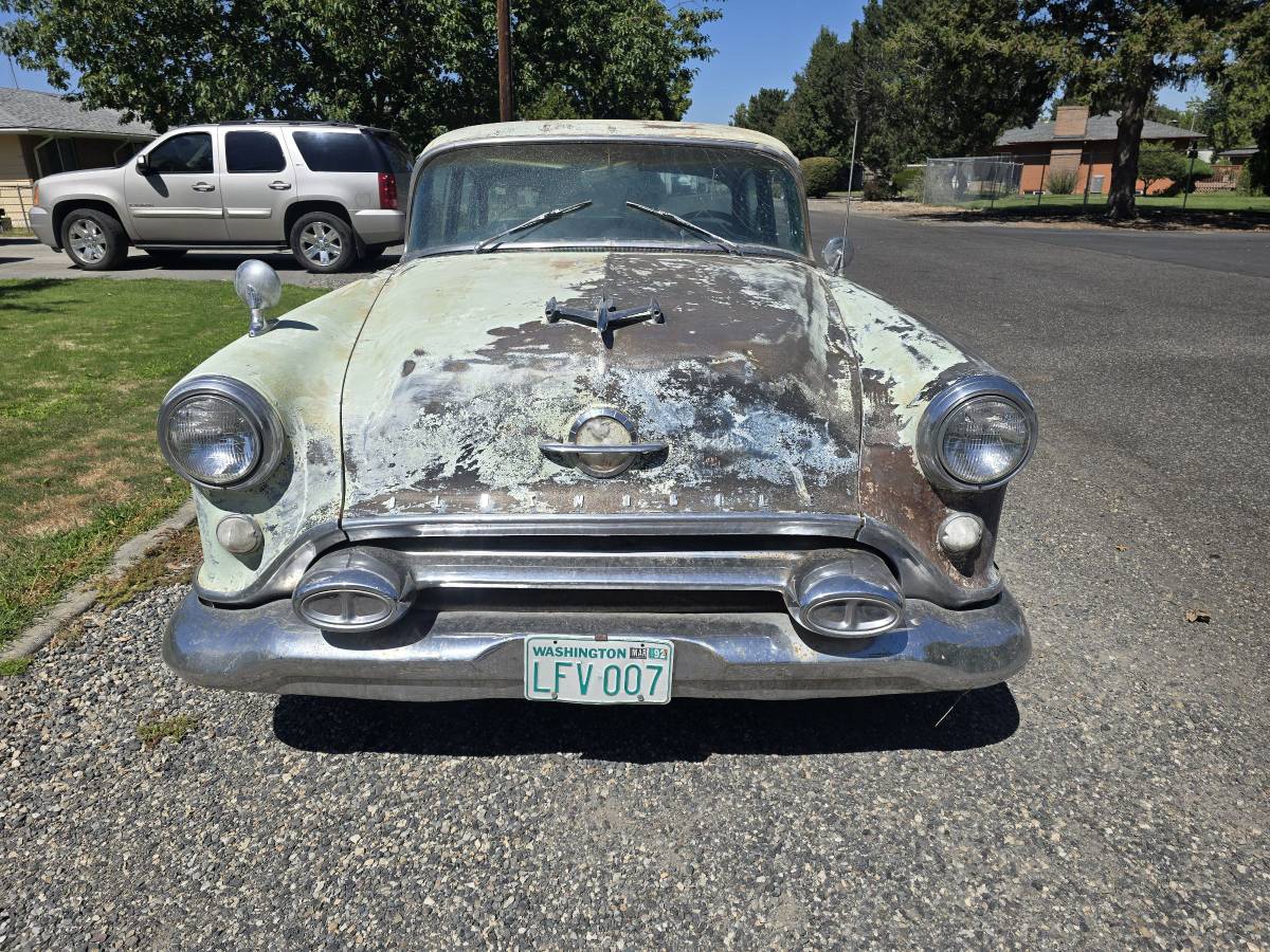 Oldsmobile-super-88-1954-green