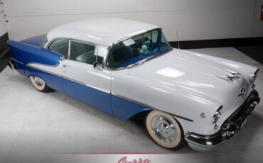 Oldsmobile-super-88-holiday-1955