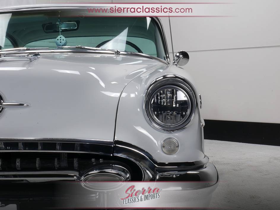 Oldsmobile-super-88-holiday-1955-5
