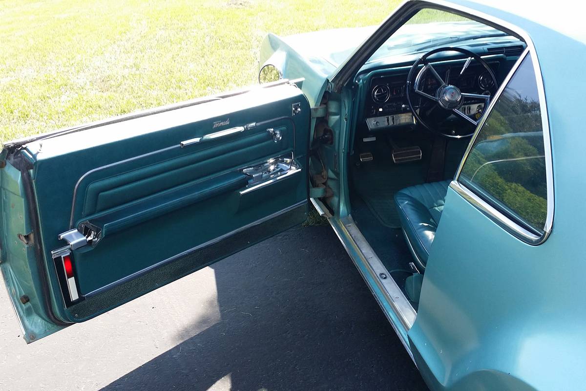 Oldsmobile-toronado-1966-green-11
