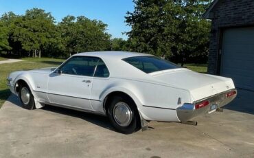 Oldsmobile-toronado-1969-2