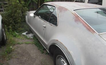 Oldsmobile-toronado-1969-brown-1