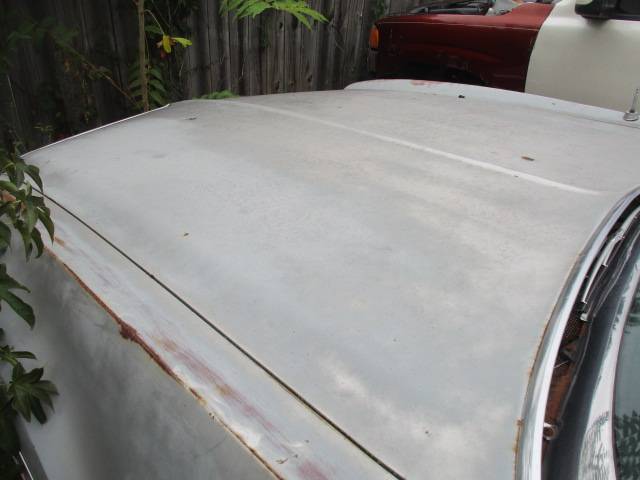 Oldsmobile-toronado-1969-brown-2