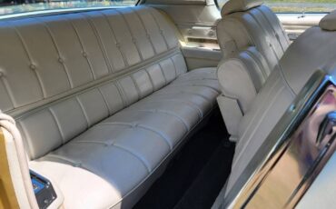 Oldsmobile-toronado-1971-15