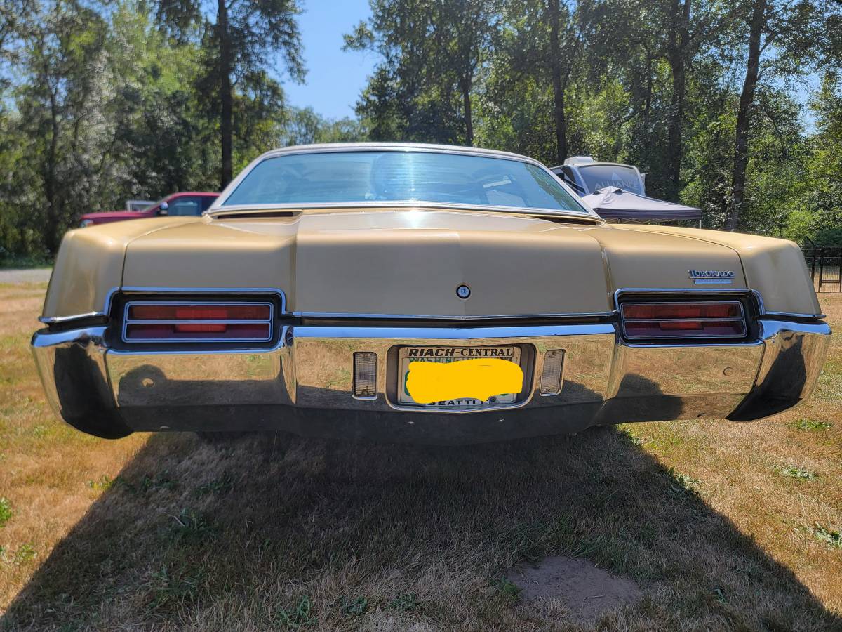 Oldsmobile-toronado-1971-5