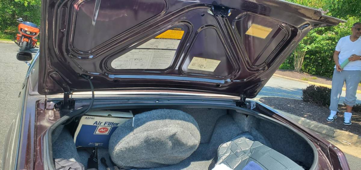 Oldsmobile-toronado-1985-3