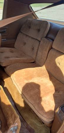 Oldsmobile-toronado-brougham-1975-brown-11