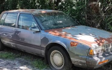 Oldsmobile-touring-coupe-1989-blue-1