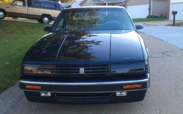 Oldsmobile-trofeo-1988-blue-22
