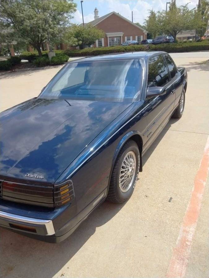 Oldsmobile-trofeo-1988-blue-5