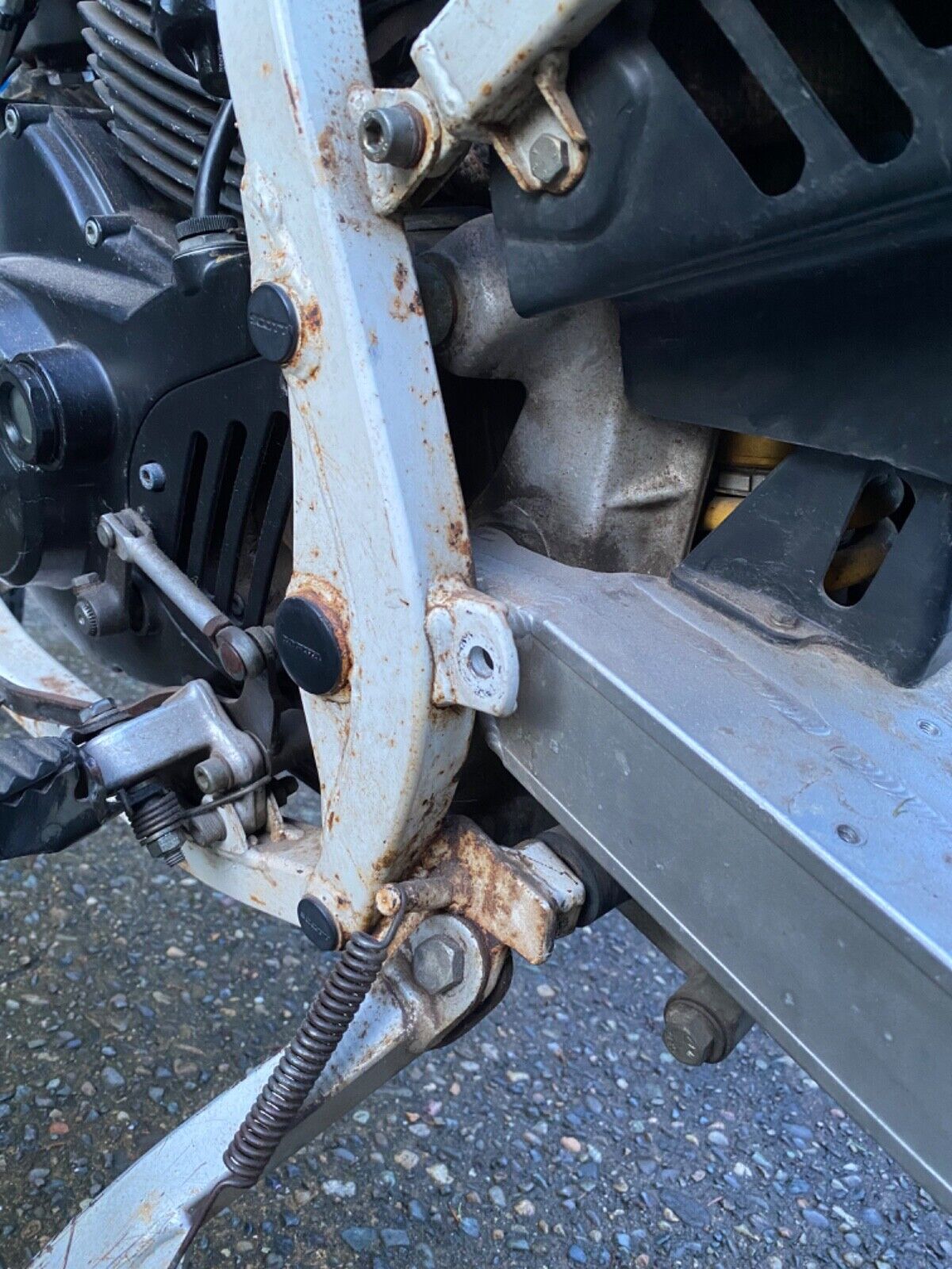 Other-Makes-Cagiva-Elefant-running-project-1987-32