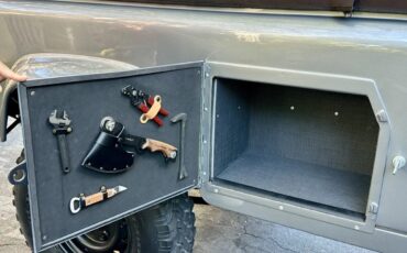 Other-Makes-land-Rover-Defender-2-Door-Pickup-1986-25