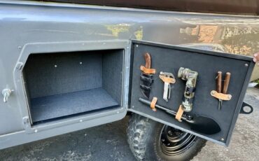 Other-Makes-land-Rover-Defender-2-Door-Pickup-1986-26