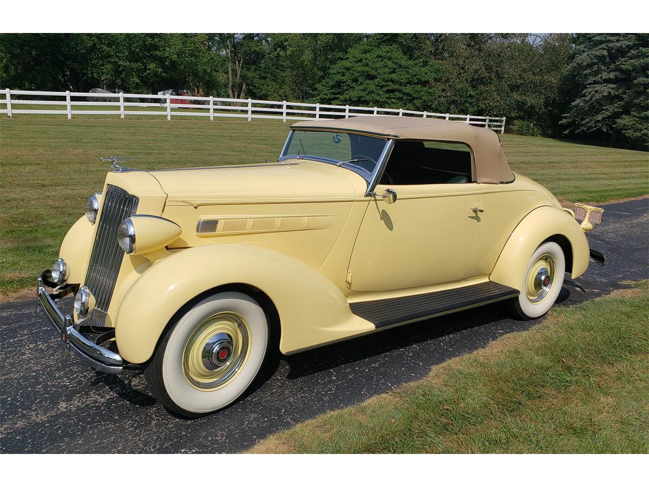 Packard-120-1936-2