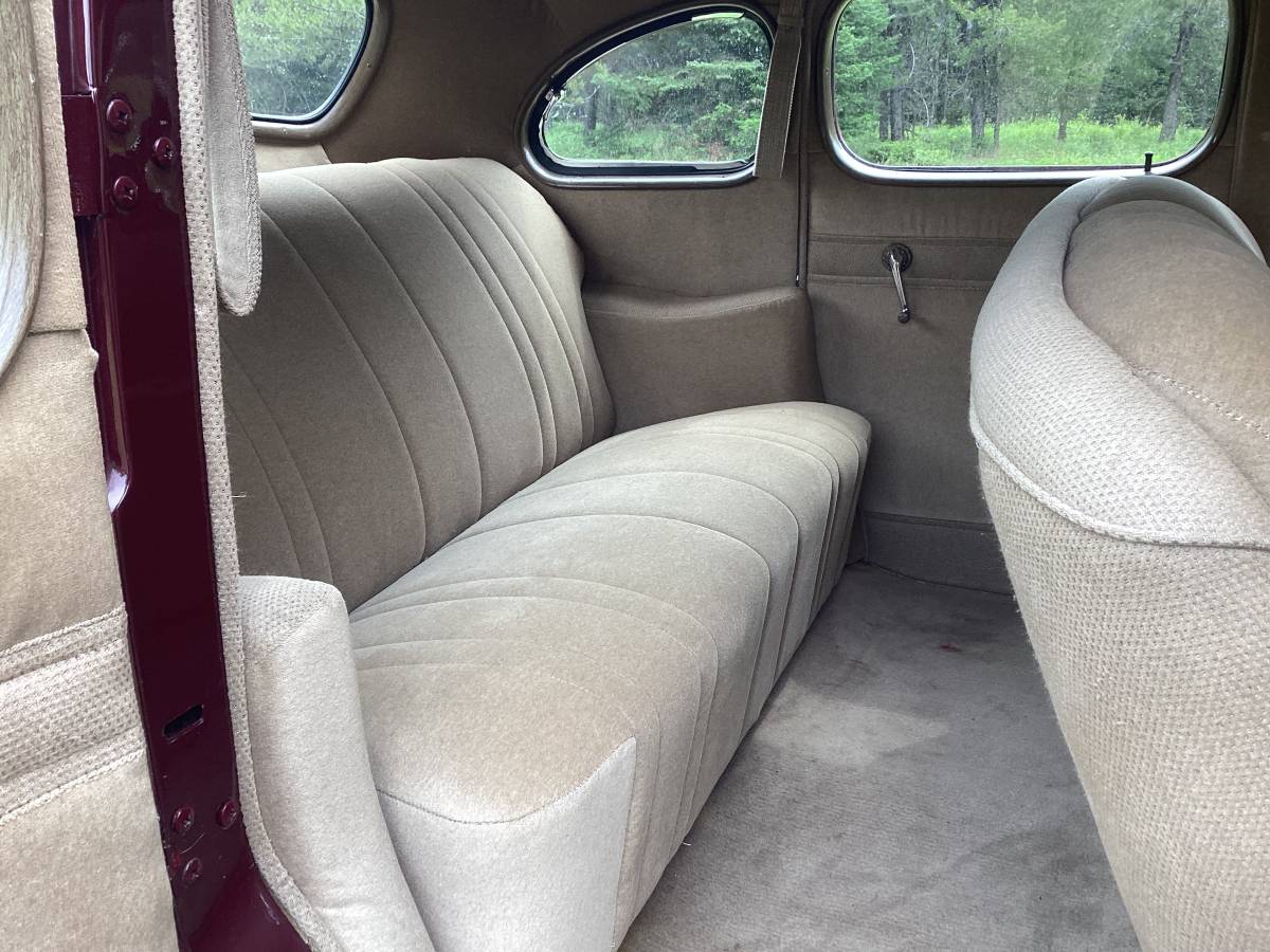 Packard-120-1940-red-5