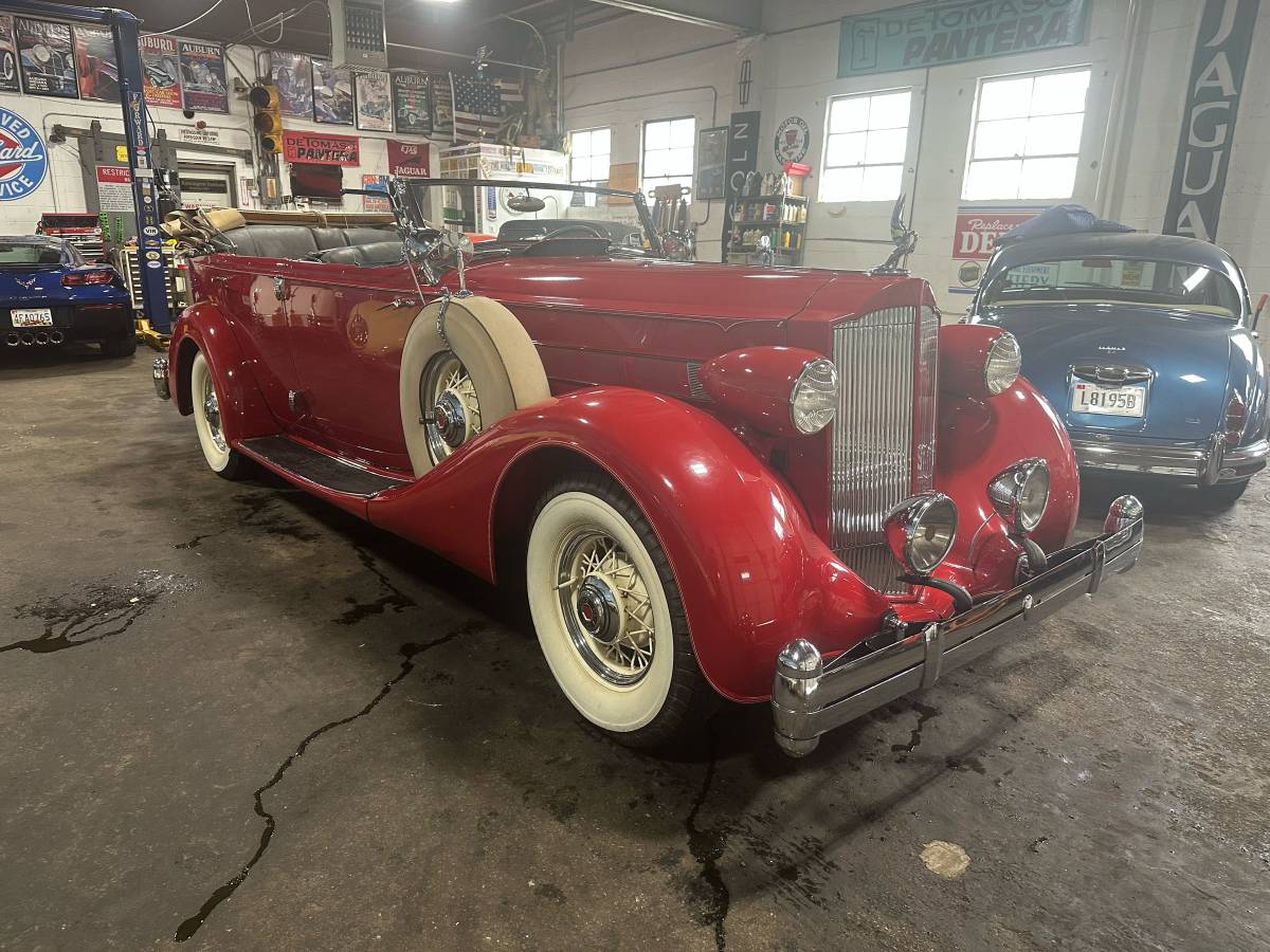 Packard-1935-red