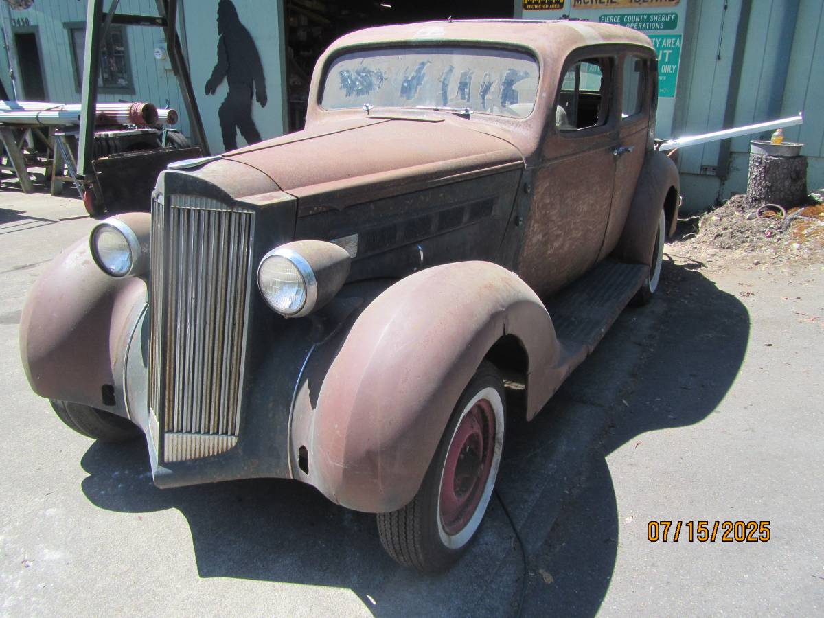 Packard-1937-2