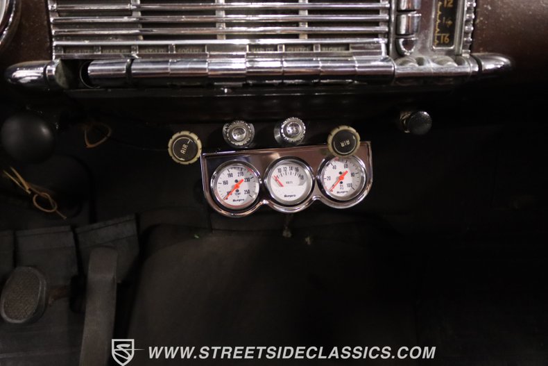Packard-236-1949-Red-Brown-36