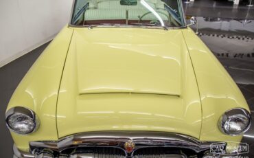 Packard-Caribbean-1953-Carolina-Cream-Red-ampamp-White-31