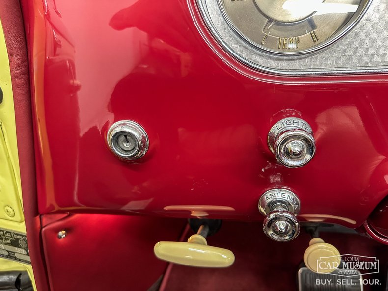 Packard-Caribbean-1953-Carolina-Cream-Red-ampamp-White-46
