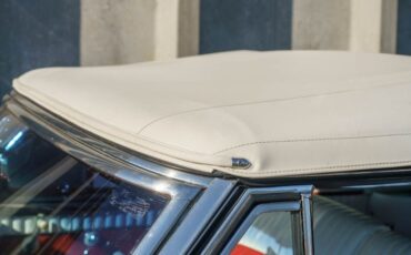 Packard-Caribbean-1953-Matador-Maroon-Maroon-and-White-Lea-7