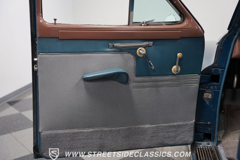 Packard-Clipper-1941-Blue-Gray-31