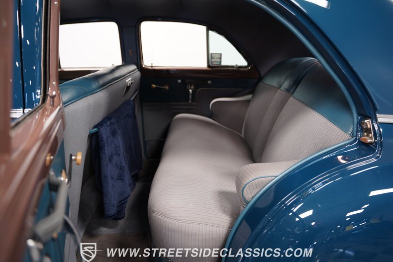 Packard-Clipper-1941-Blue-Gray-46