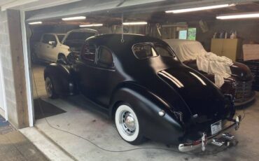 Packard-Coupe-1940-Black-2