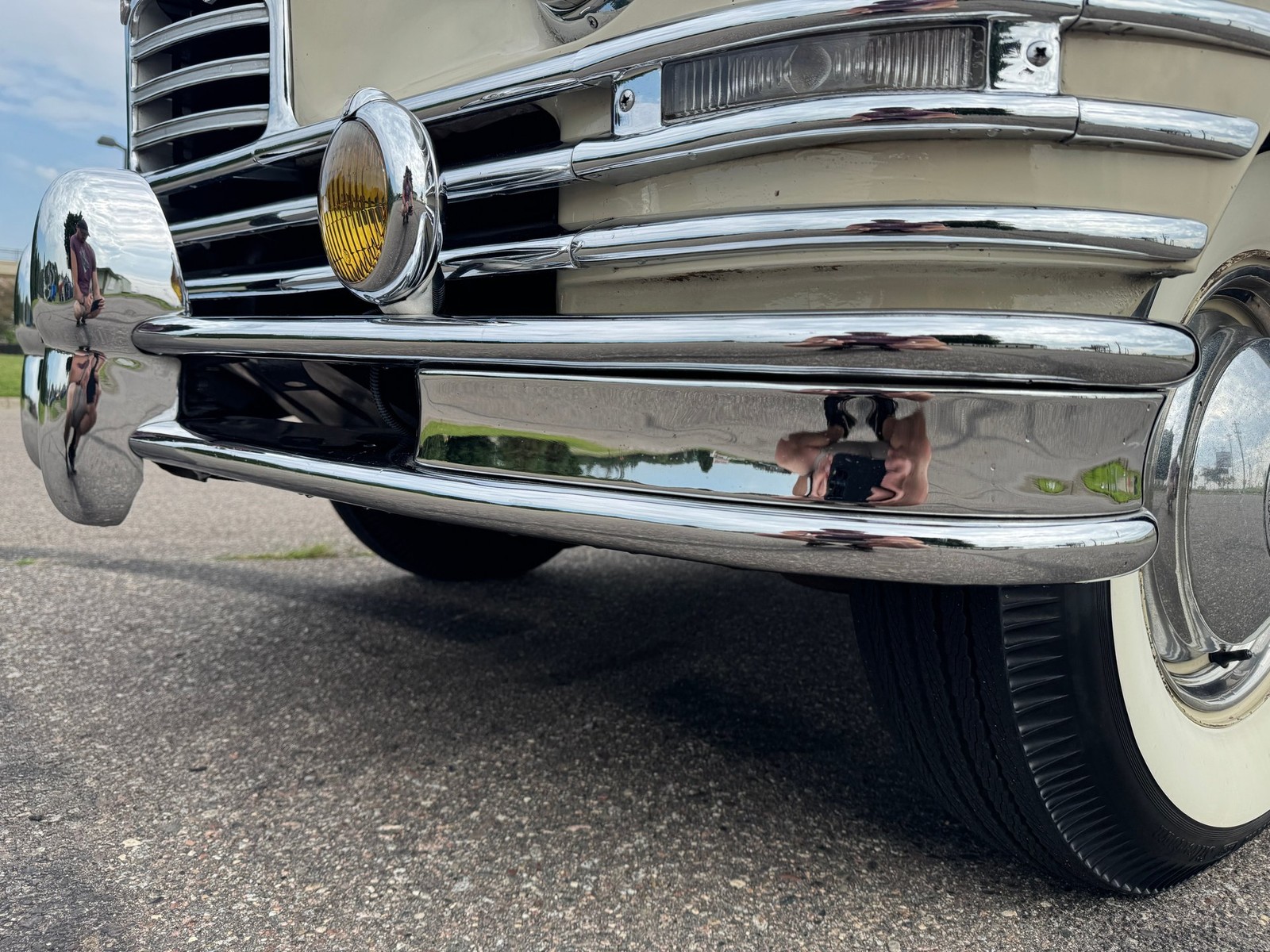 Packard-Deluxe-1948-Sedan-11