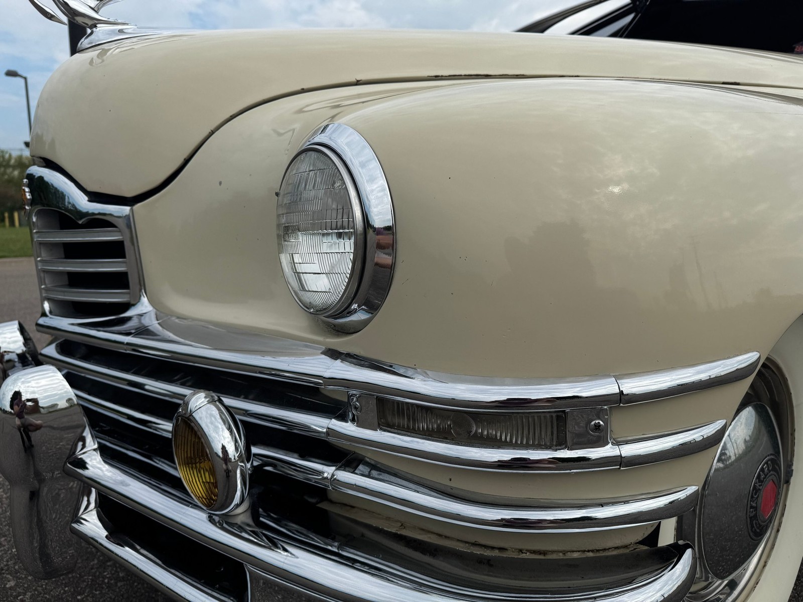 Packard-Deluxe-1948-Sedan-18