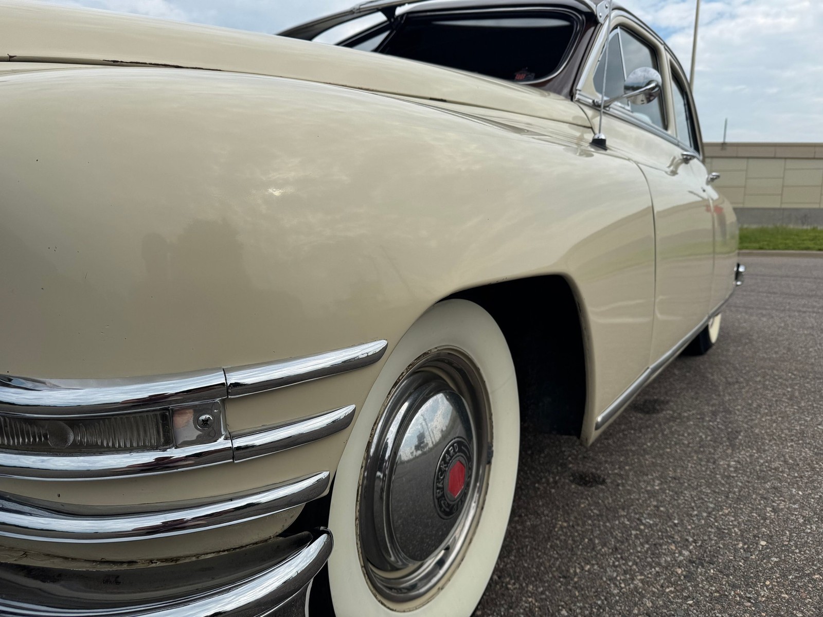 Packard-Deluxe-1948-Sedan-19