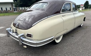 Packard-Deluxe-1948-Sedan-2