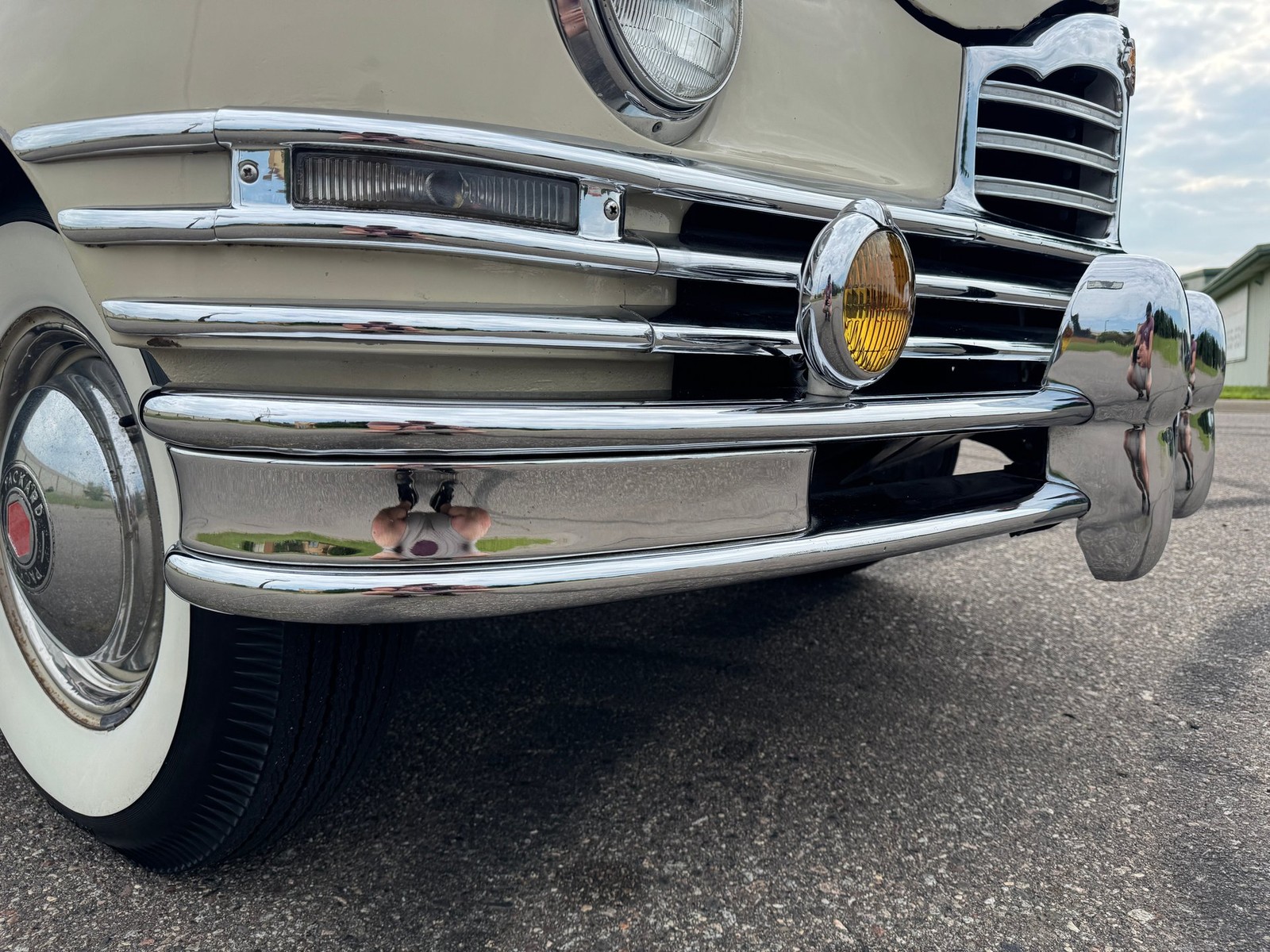 Packard-Deluxe-1948-Sedan-21
