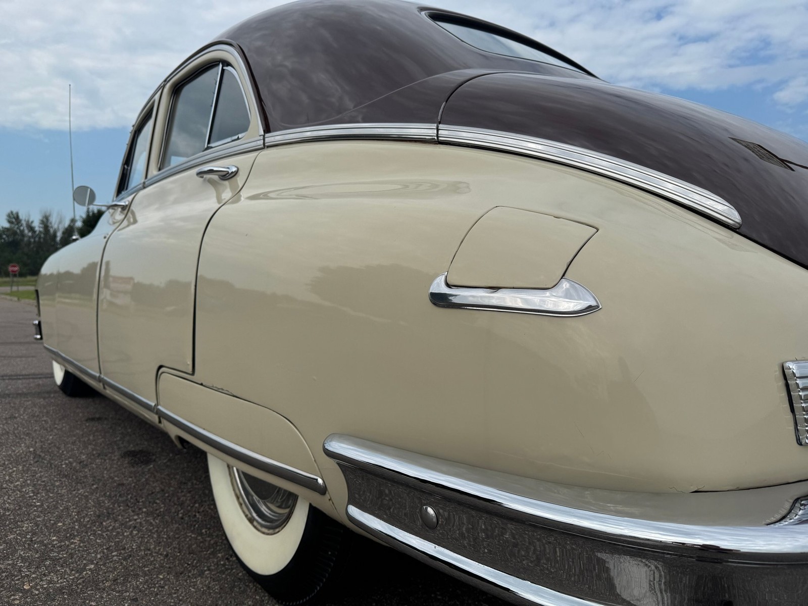 Packard-Deluxe-1948-Sedan-31