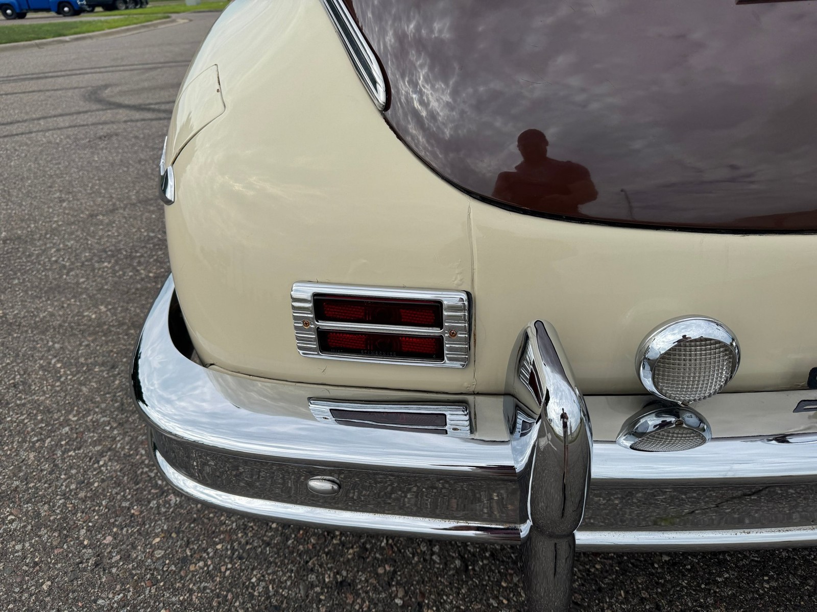Packard-Deluxe-1948-Sedan-34