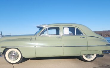 Packard-Eight-1950-4-Door-13