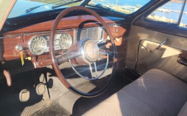 Packard-Eight-1950-4-Door-25