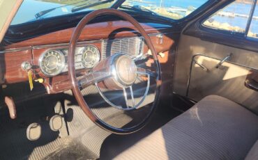 Packard-Eight-1950-4-Door-27