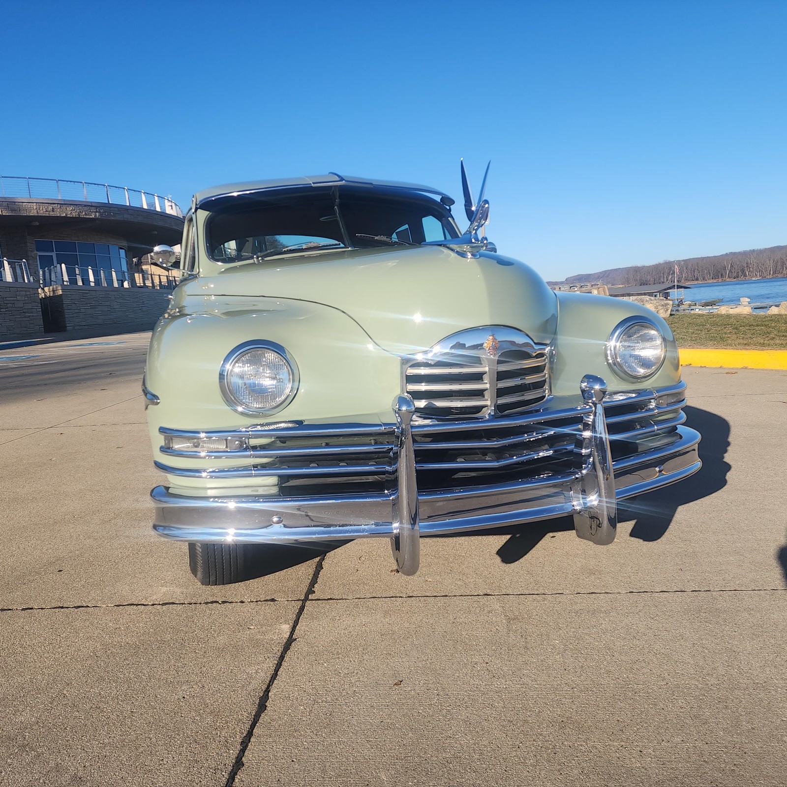 Packard-Eight-1950-4-Door-3