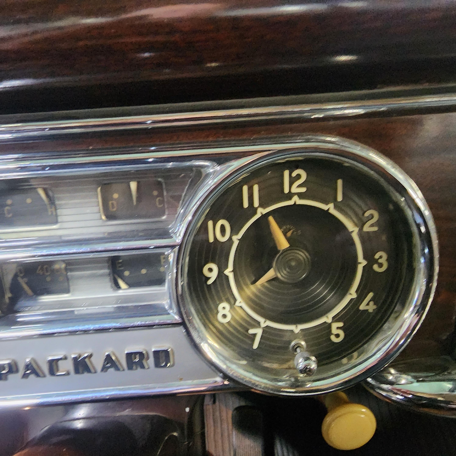 Packard-Eight-1950-4-Door-35