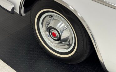 Packard-Hawk-1958-Snow-White-Tan-15