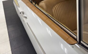 Packard-Hawk-1958-Snow-White-Tan-20